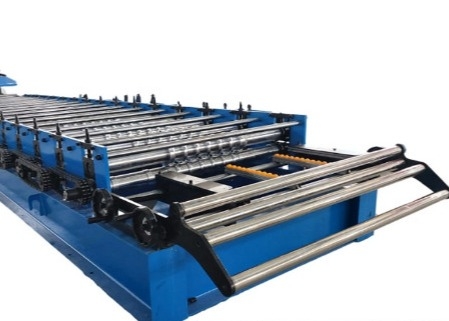 La teja de tejado de alta resistencia de Ppal rueda la formación trabaja a máquina la fabricación del metal del multicolor