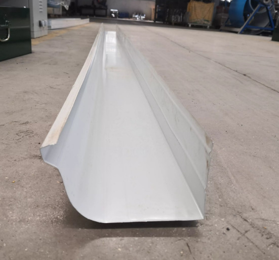 Tipo rollo del canal de la lluvia del metal K que forma vida de servicio larga de la máquina