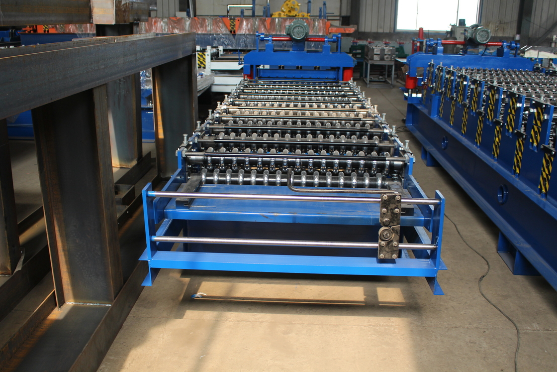 El ISO 15-30m/Min Trapezoidal Roll Forming Machine acanaló el rollo que hacía la máquina
