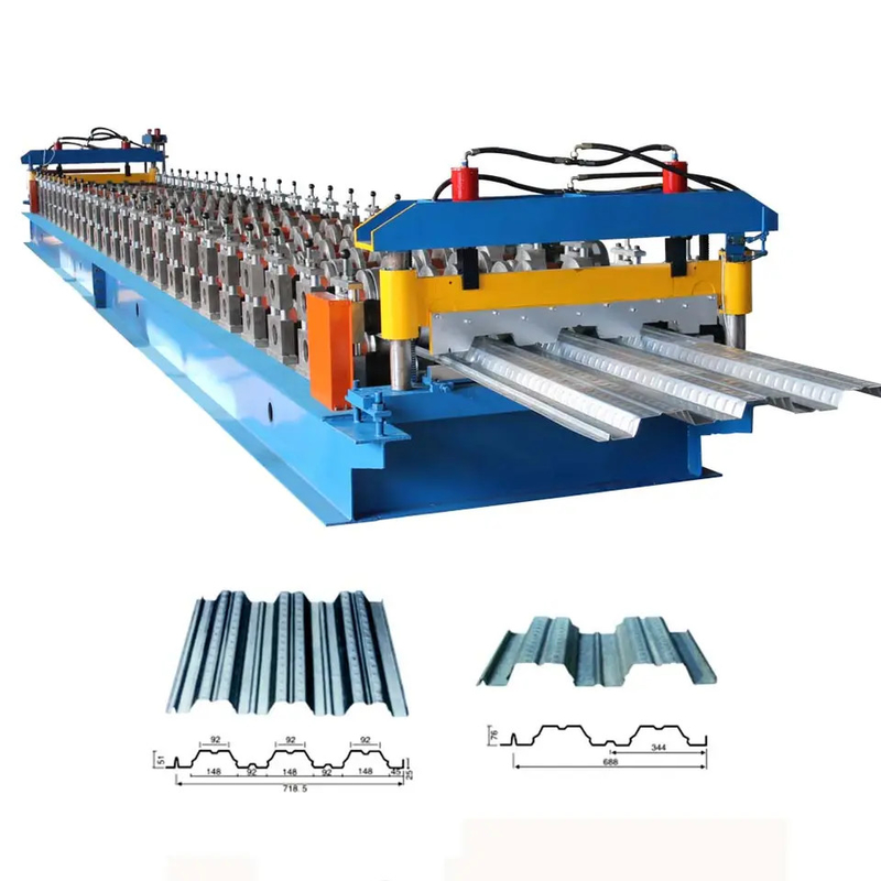 Rollo automático completo de la cubierta de piso de acero de 0.3-0.8m m que forma la máquina 5m/Min