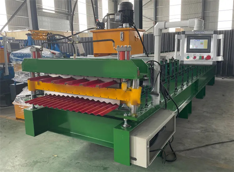 Ibr y el rollo acanalado de la capa doble que formaban la máquina automatizaron completamente control del Plc
