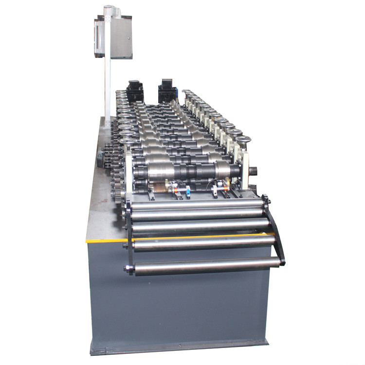 Perno prisionero de acero del indicador ligero principal doble y rollo de la pista que forma la máquina el 10-25m /Min