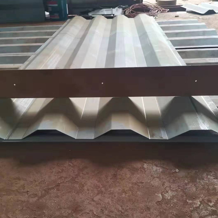 2.5T Máquina de moldeado de paneles de pared para rodillos de corte hidráulico con diámetro de eje de 50 mm