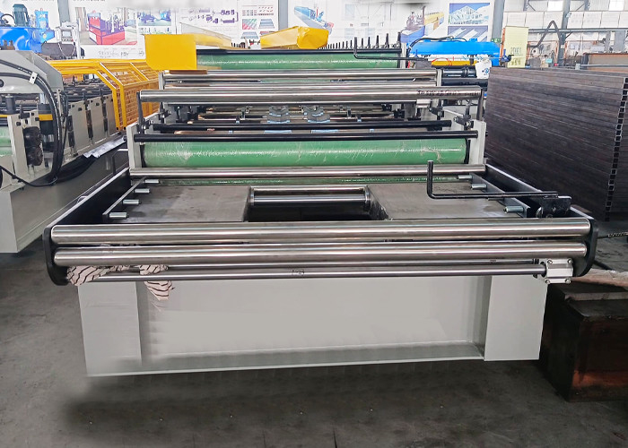 Rollo azul de la hoja de la techumbre del poder 4kw que forma la máquina para corrugado