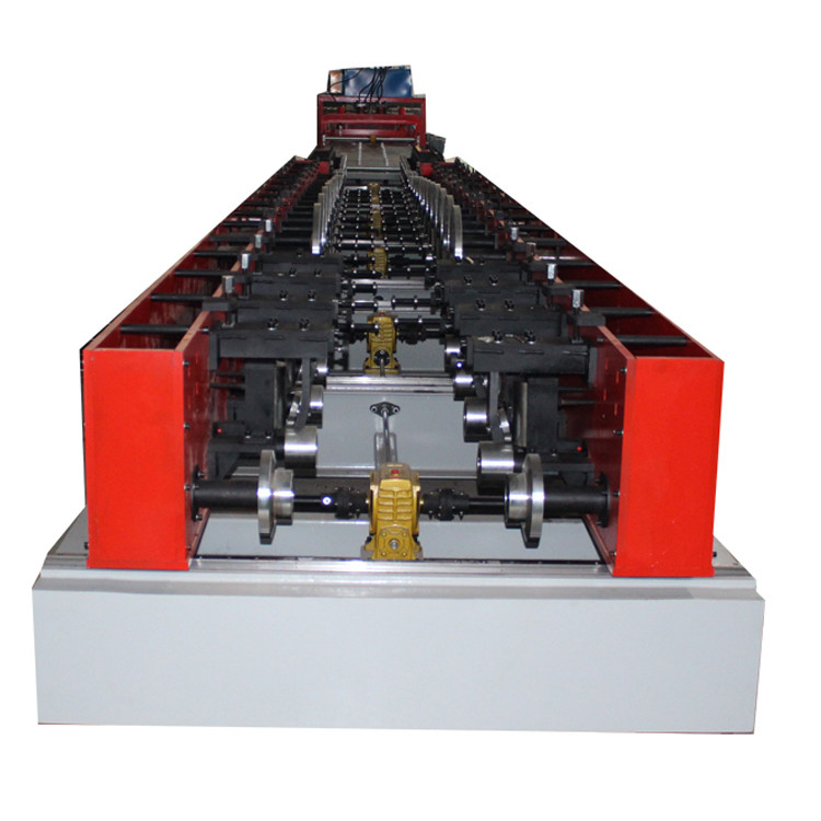 Tamaño de ajuste de 50-600 tray de cable perforado máquina de formación de rodillos automático
