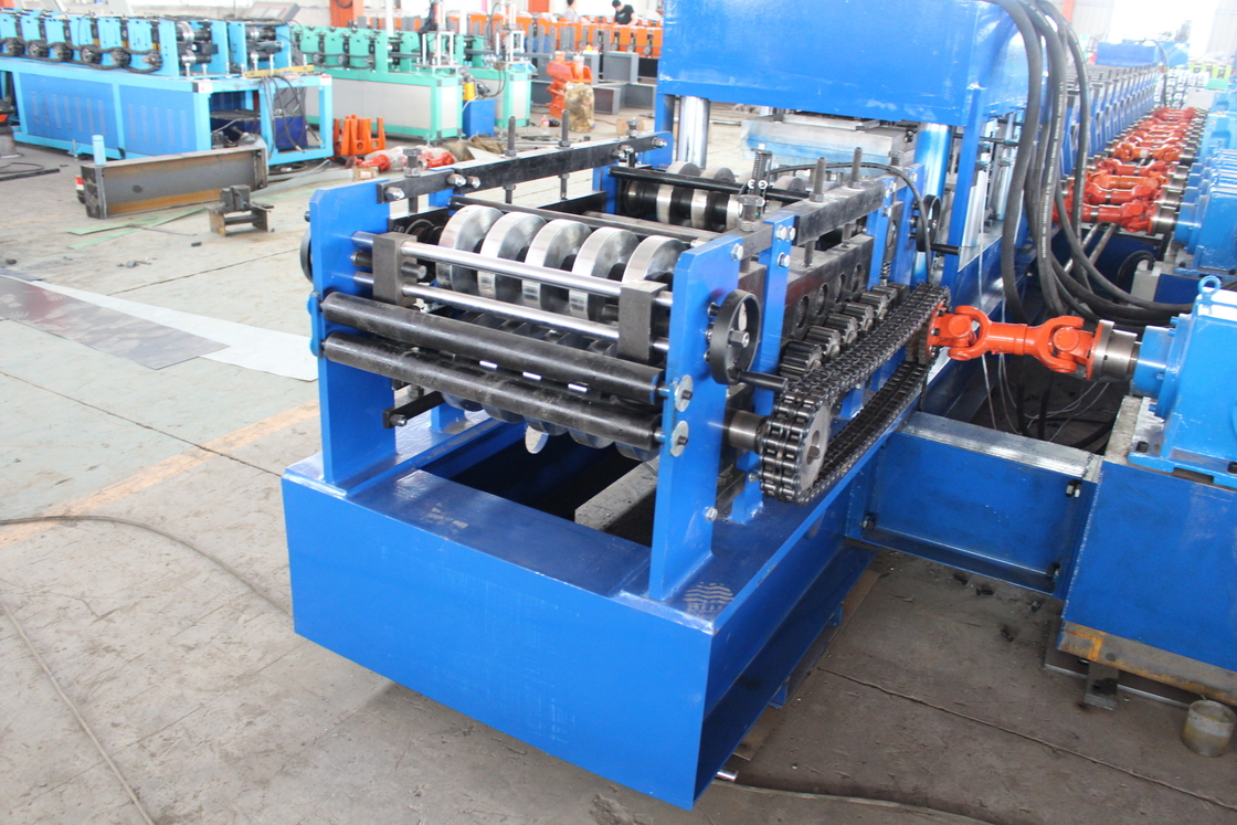 2024 11kw 5.5kw GI Autopista de protección de barandillas máquina de formación de rodillos Cr12Mov Material de hoja de corte