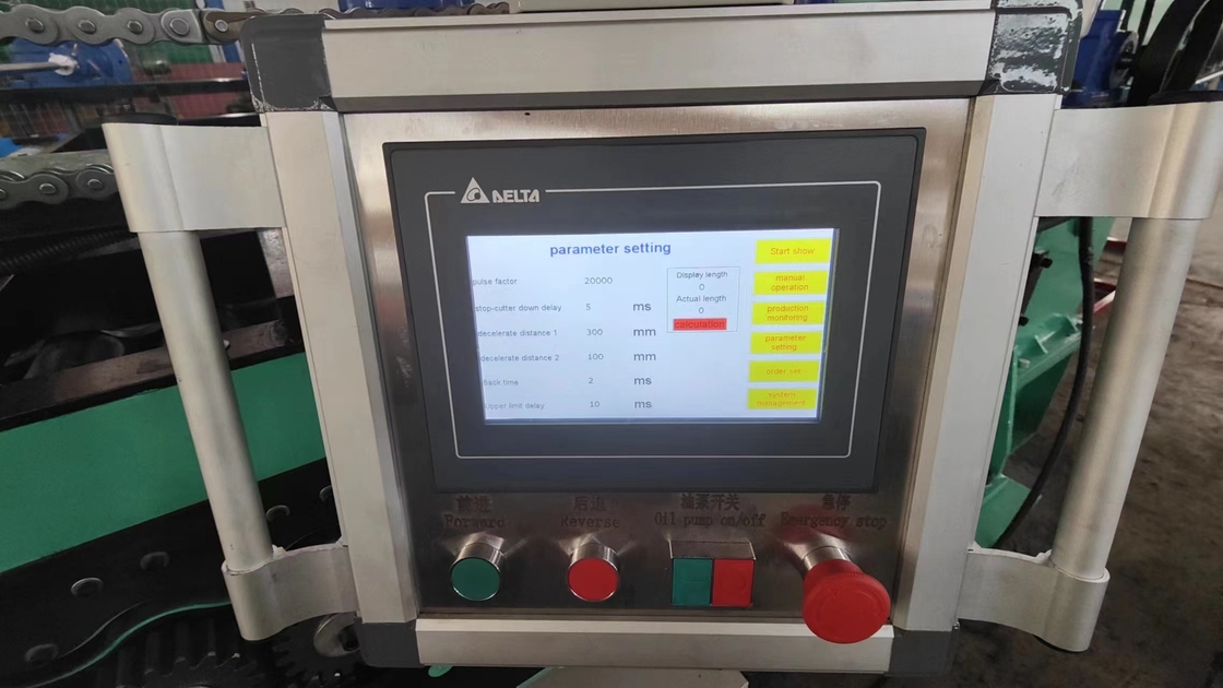 PLC Control de corte a la longitud y línea de corte nivelador con 4KW motor de formación 0,3-4mm