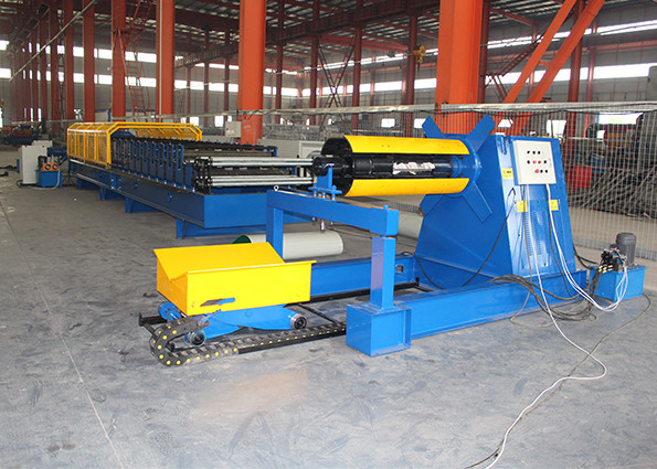 Máquina de formación de láminas de techo de acero de doble capa de alta precisión IBR ondulada acristalada