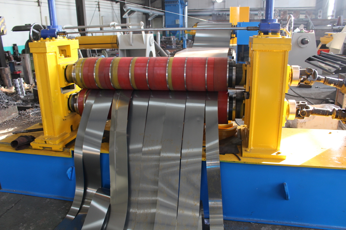 1200 mm de ancho 3-6 mm de acero de bobina de alta velocidad línea de producción de corte máquina con descollador hidráulico y recollador