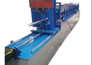 Rollo de acero del perno prisionero del PLC 0.3m m del marco de la pared y del triángulo del techo que forma la máquina