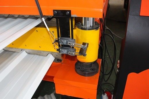 Rollo de la capa doble del control 0.3m m del Plc que forma la máquina para el tejado de acero del metal