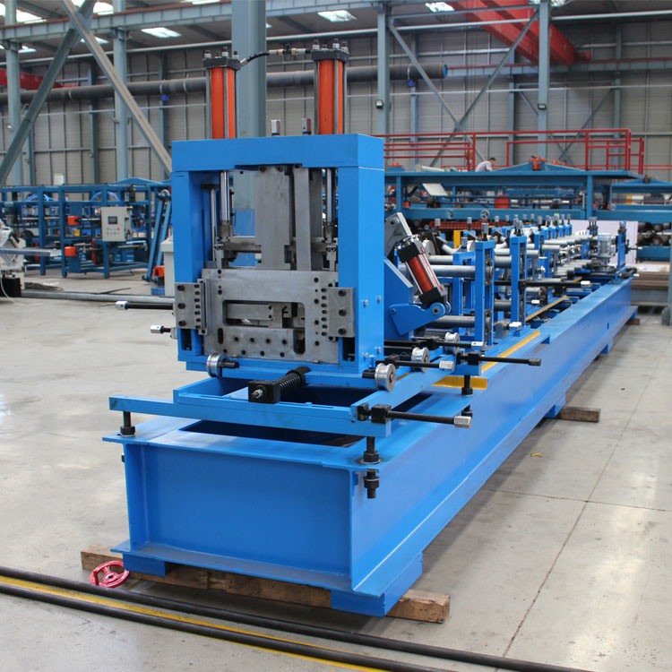 Maquinas para la fabricación de purlín de acero CZ para un grosor de 1,5 a 3,0 mm a una velocidad de formación de 10 a 22 m/min