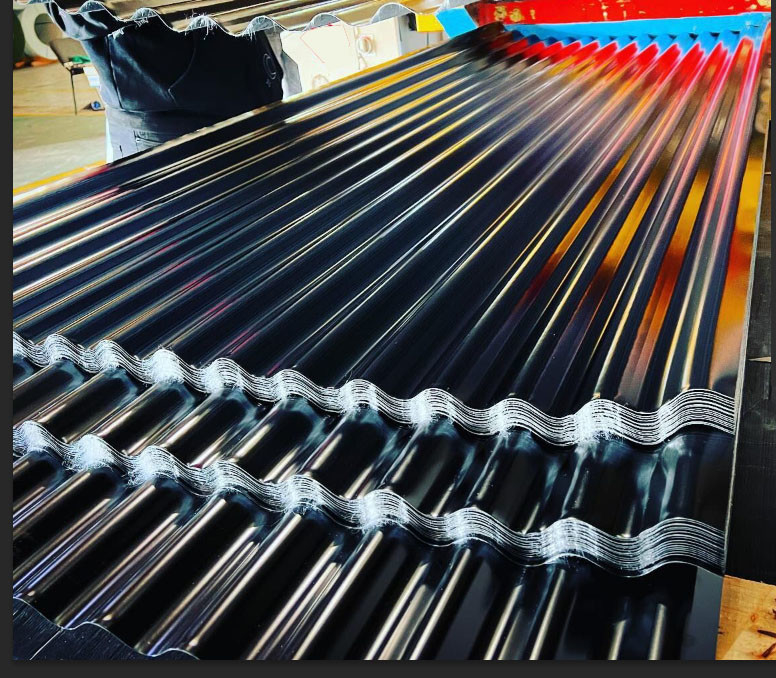 7/8 rollo del tejado que formaba la máquina acanaló el corte automático galvanizado del metal