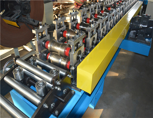 Alto grado No.45 de aluminio de la máquina de batir de la puerta del obturador 380V 50Hz forjado
