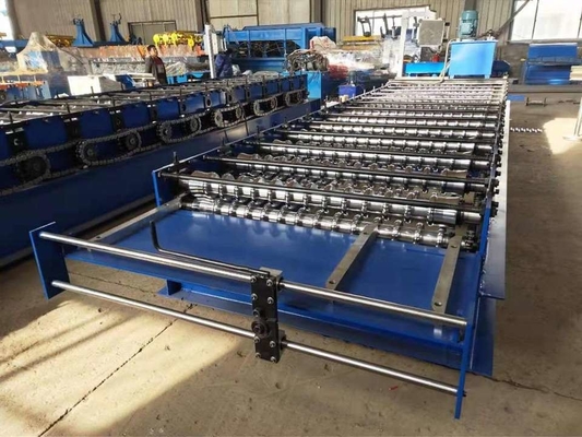 Rollo acanalado galvanizado del tejado que forma la máquina 0,3 - 0.8m m Thinckness