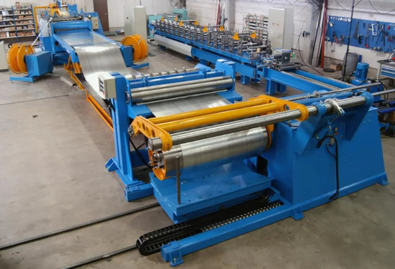 Línea de corte del ISO con el corte a la línea cortadora de acero de la bobina de la máquina 40kw de la longitud