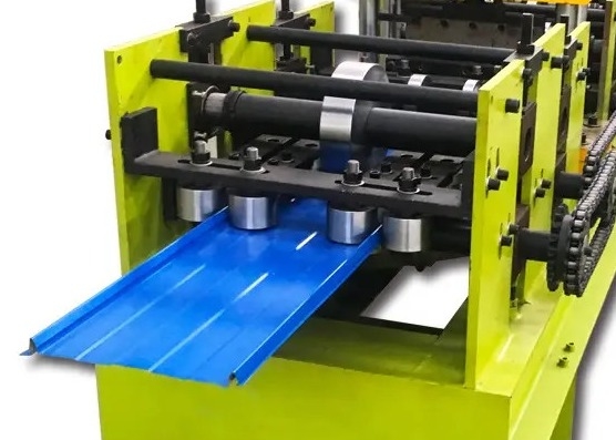 Balanceo del apartadero del metal que forma el rollo derecho de Selflock de la costura que forma la máquina 3kw