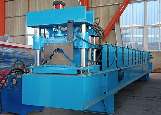 Casquillo de Ridge de la teja de tejado del metal Rollformers con presionar y cortar hidráulicos