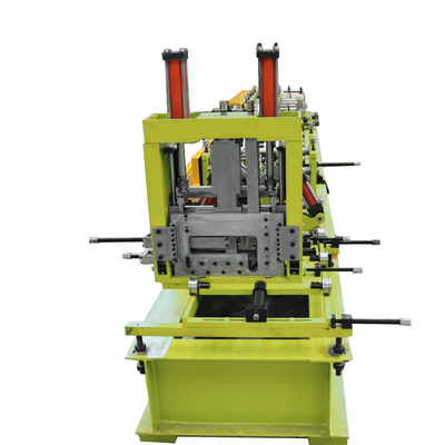 Máquina de moldeado de rodillos de acero Cz 45# ajustable Modo de corte hidráulico