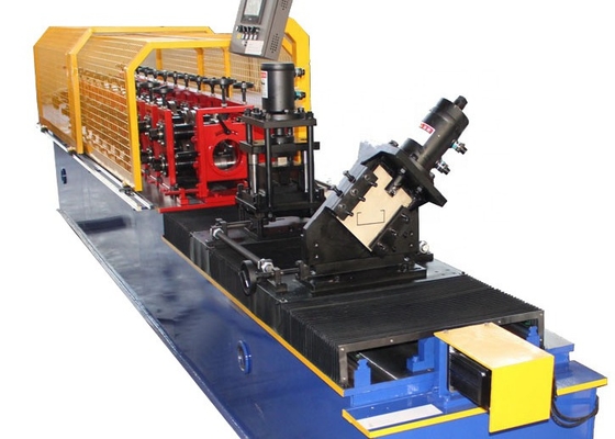 Máquina de moldeado de rodillos de plc y pista 380v 50hz de 3 fases