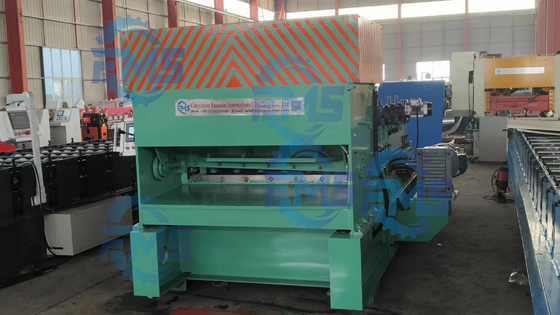 PLC Control de corte a la longitud y línea de corte nivelador con 4KW motor de formación 0,3-4mm