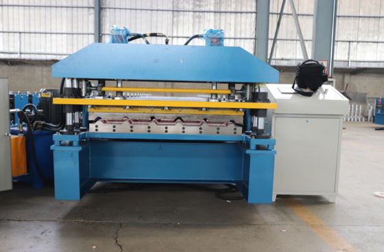 Rollo de la teja de tejado del trapezoide 840 del PL que forma el sistema hydráulico del control del Plc de la máquina