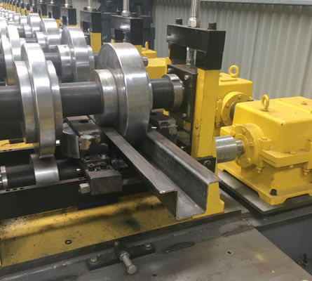 Rollo completo de Ppgi CZ de la dureza de Omega que forma el sistema hydráulico de la máquina