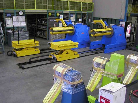 5 Ton Automatic Decoiler For Steel arrolla hidráulico