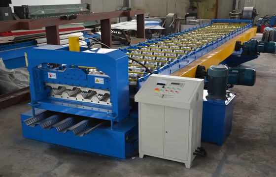 Velocidad galvanizada de las filas del acero 15m/Min Floor Deck Forming Machine 28