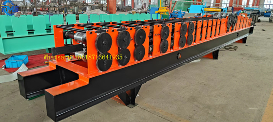 Rollo de la bajada de aguas del canal del tubo y del tubo 2.5m m que forma la máquina