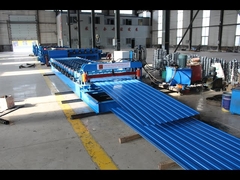Metal wall panel roll forming machine